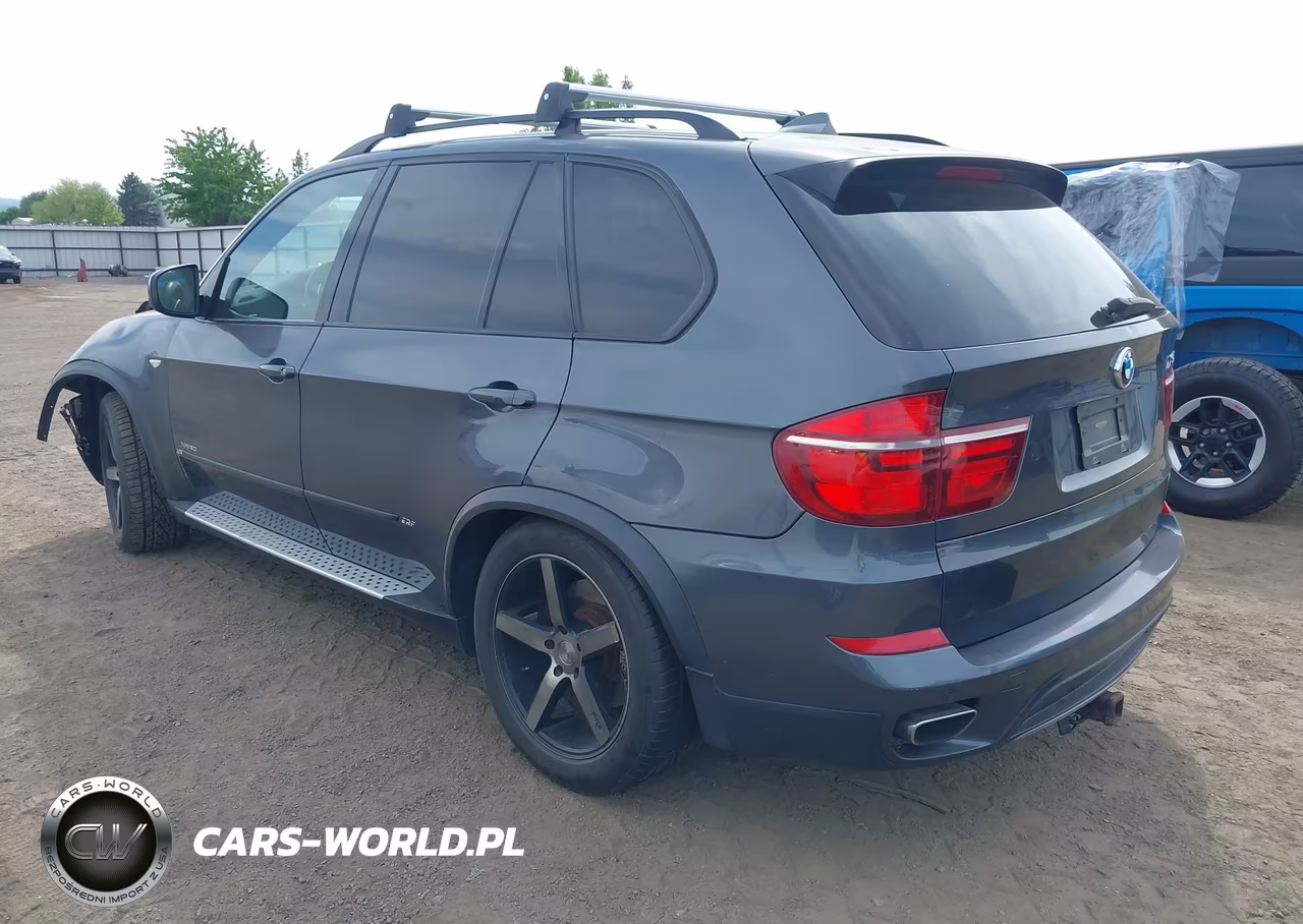 2013 BMW X5 xDrive50I VIN:5UXZV8C55D0C16481 - 3