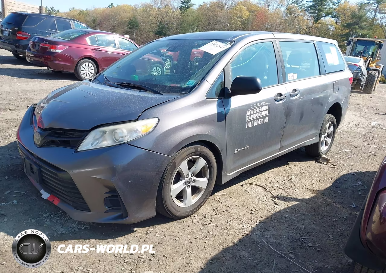 2018 Toyota Sienna L 7 Passenger VIN:5TDZZ3DC5JS942420 - 2