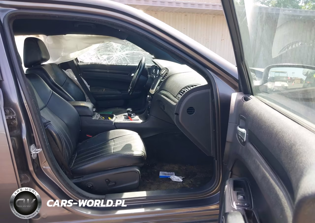 2014 Chrysler 300 300S VIN:2C3CCABGXEH365538 - 5