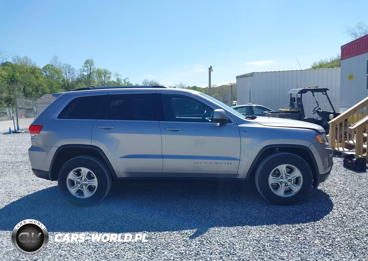 2016 Jeep Grand Cherokee Laredo VIN:1C4RJFAG1GC461025 - 13