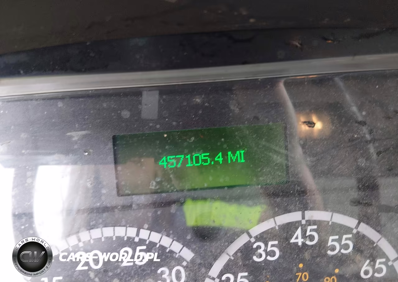 2018 Freightliner M2 106 VIN:1FVACWFB5JHJP3947 - 5