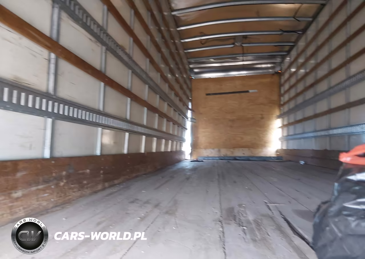 2018 Freightliner M2 106 VIN:1FVACWFB5JHJP3947 - 6