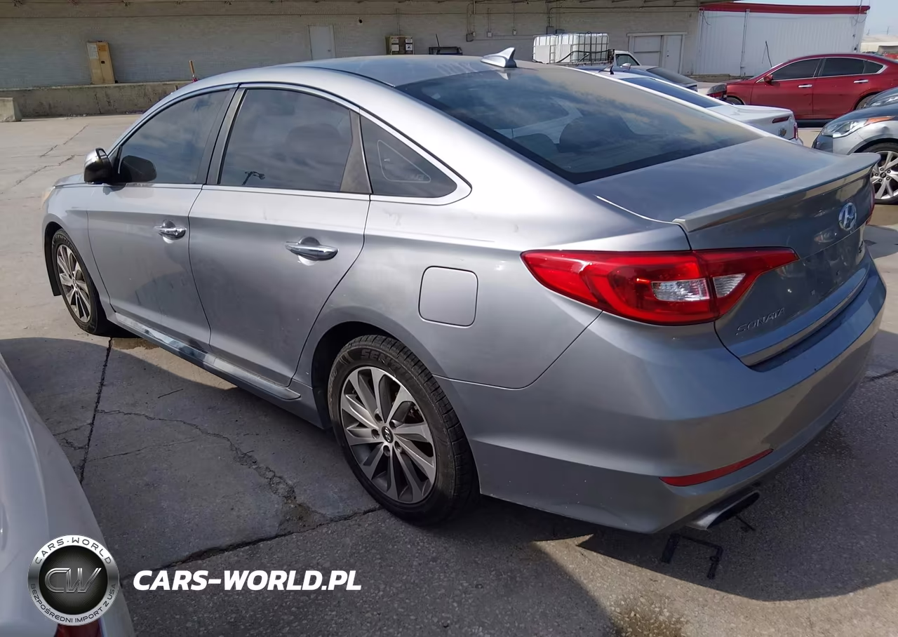 2015 Hyundai Sonata Sport VIN:5NPE34AF9FH061897 - 3