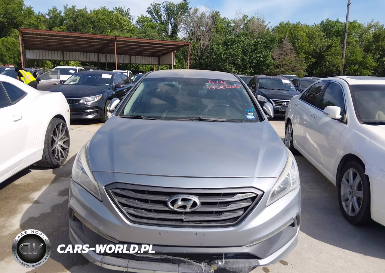 2015 Hyundai Sonata Sport VIN:5NPE34AF9FH061897 - 6