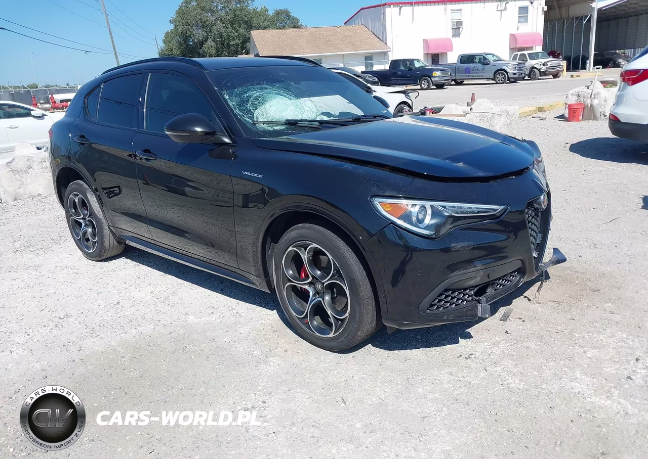 2022 Alfa Romeo Stelvio Veloce Ti Awd