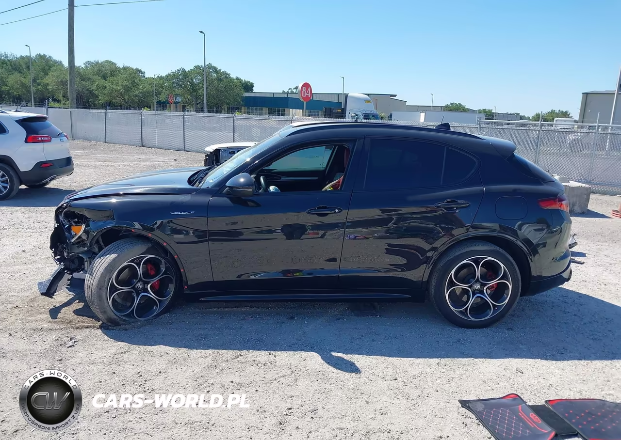 2022 Alfa Romeo Stelvio Veloce Ti Awd VIN:ZASPAKBN1N7D28615 - 14