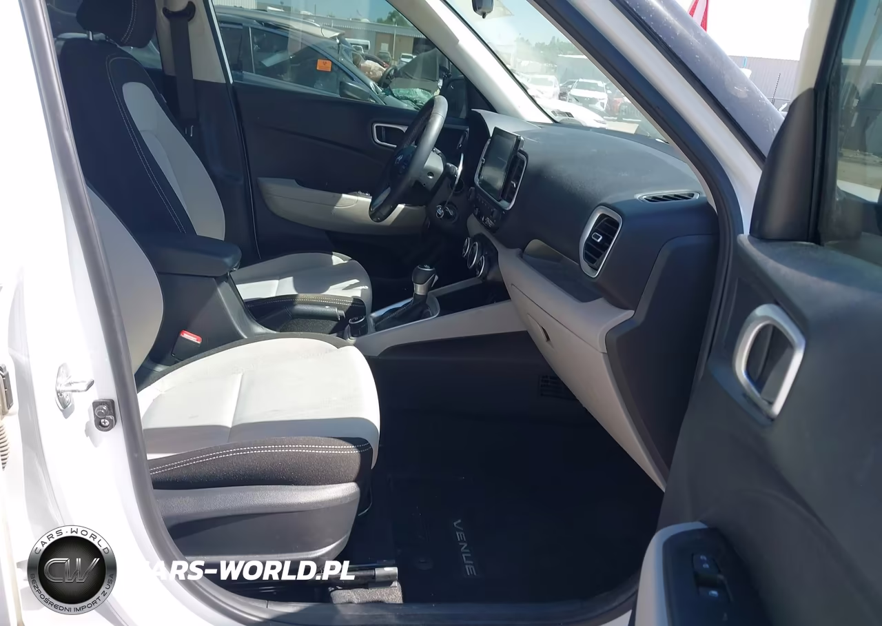 2023 Hyundai Venue Sel VIN:KMHRC8A39PU252608 - 5