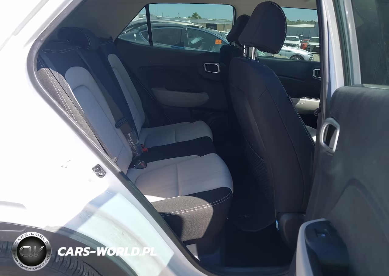 2023 Hyundai Venue Sel VIN:KMHRC8A39PU252608 - 8