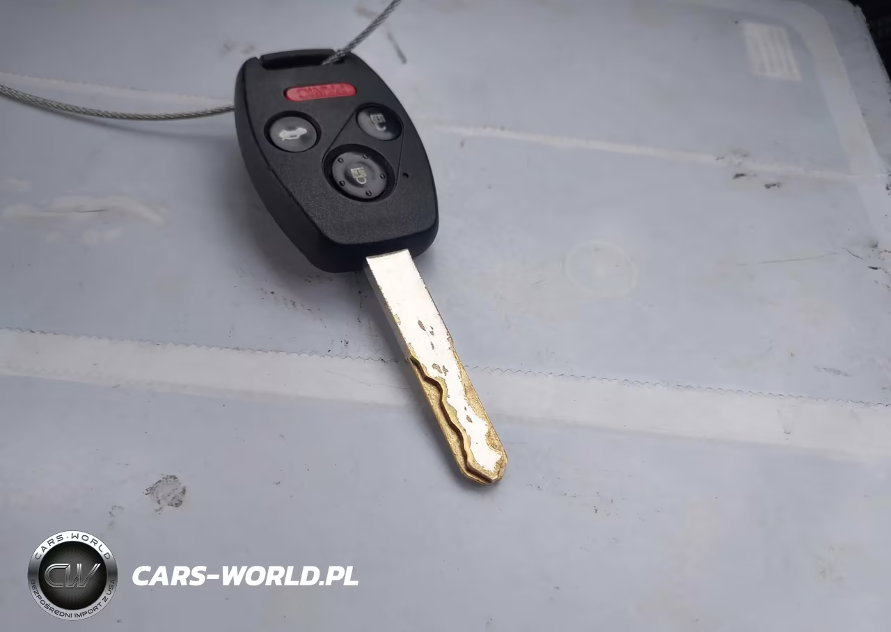 2013 Honda Fit Sport VIN:JHMGE8H56DC038253 - 11