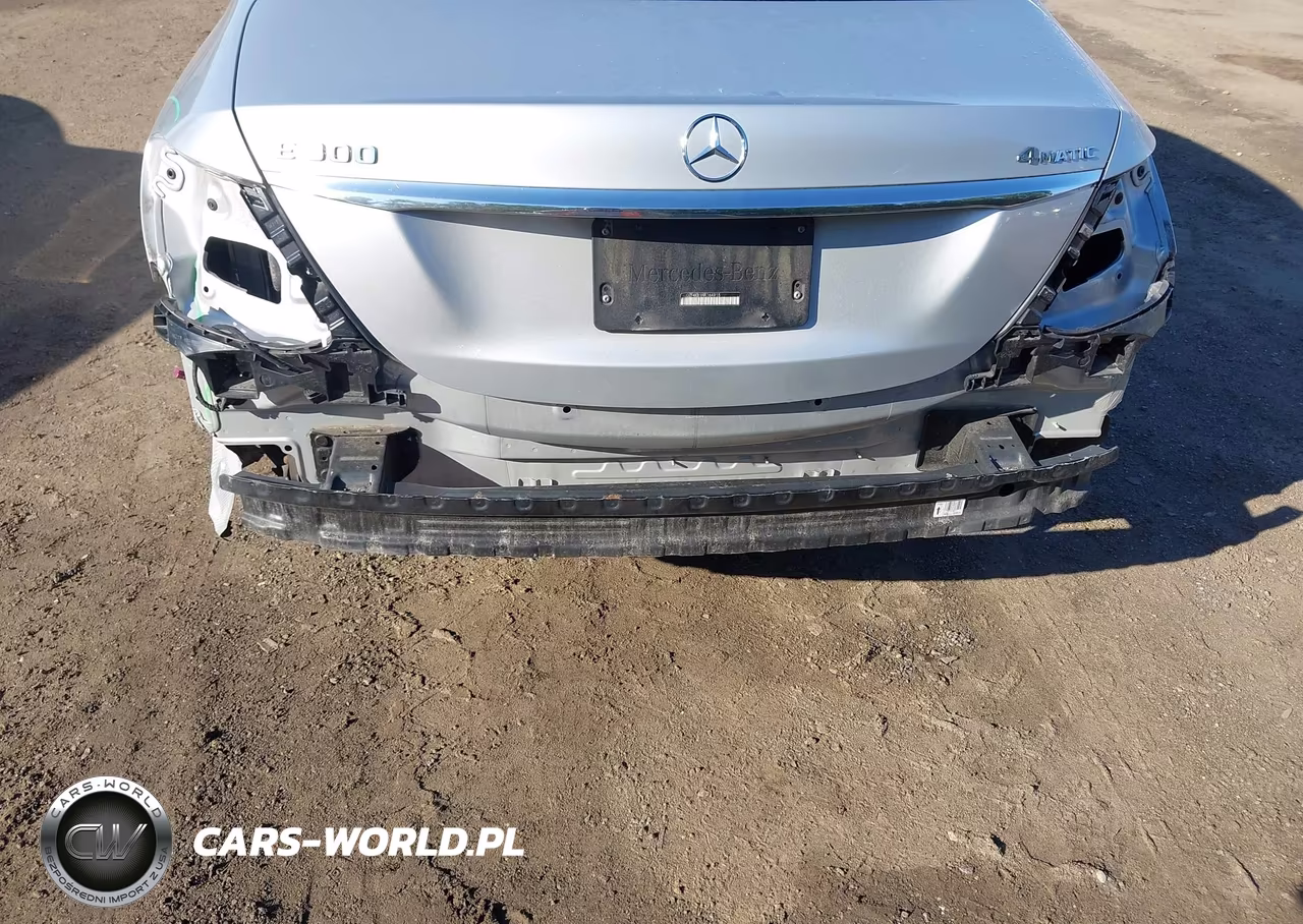 2017 Mercedes-Benz E 300 4Matic VIN:WDDZF4KB1HA164915 - 18