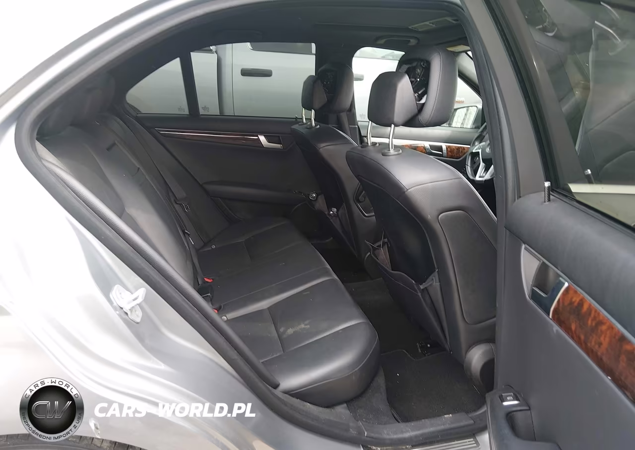 2014 Mercedes-Benz C 250 Sport VIN:WDDGF4HB7ER304915 - 8