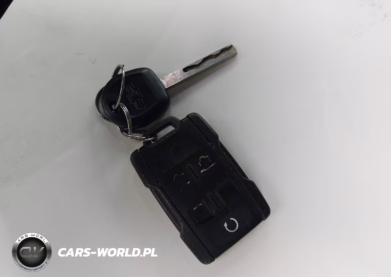 2019 Chevrolet Suburban Lt VIN:1GNSCHKC6KR195761 - 11