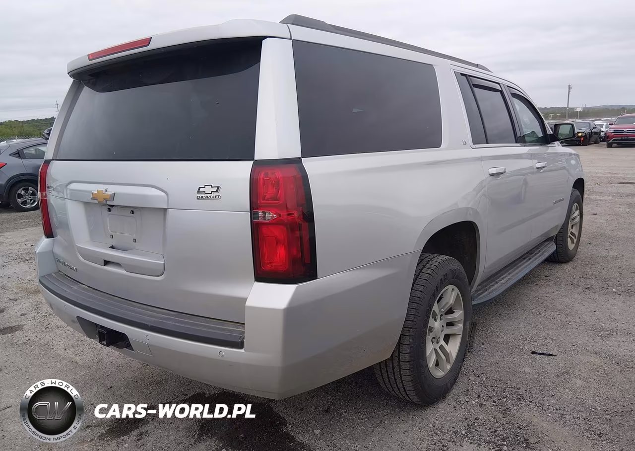 2019 Chevrolet Suburban Lt VIN:1GNSCHKC6KR195761 - 4