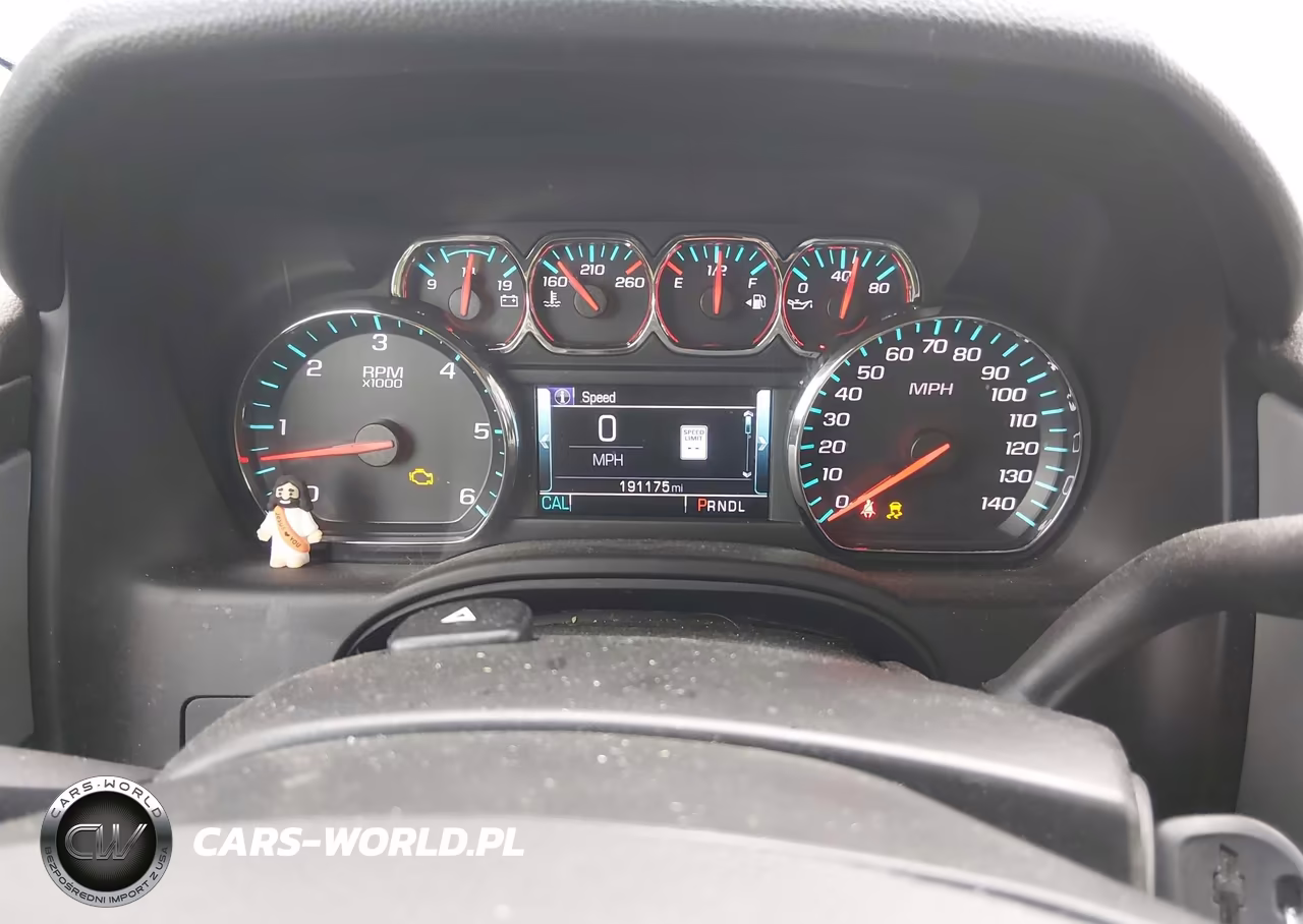 2019 Chevrolet Suburban Lt VIN:1GNSCHKC6KR195761 - 7