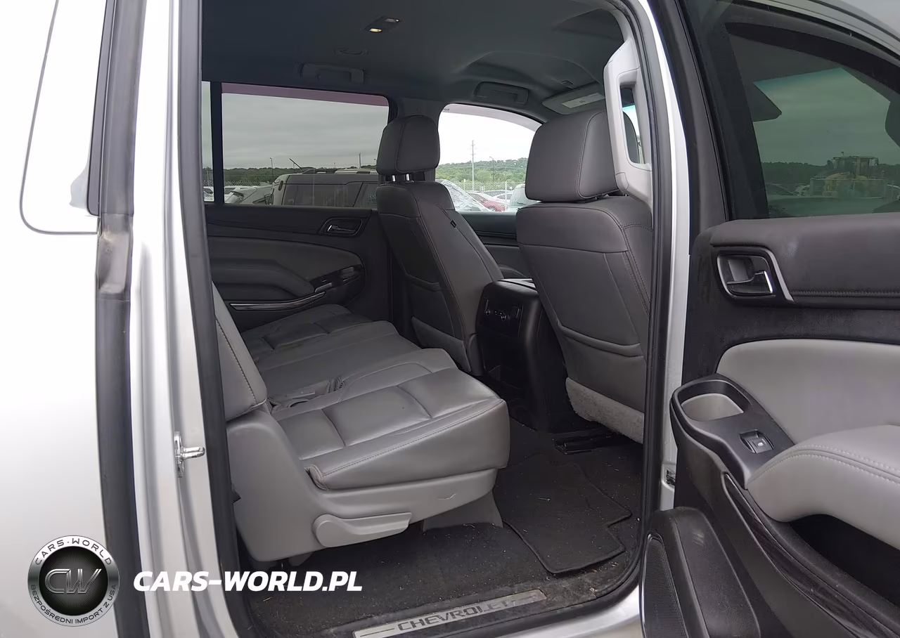 2019 Chevrolet Suburban Lt VIN:1GNSCHKC6KR195761 - 8