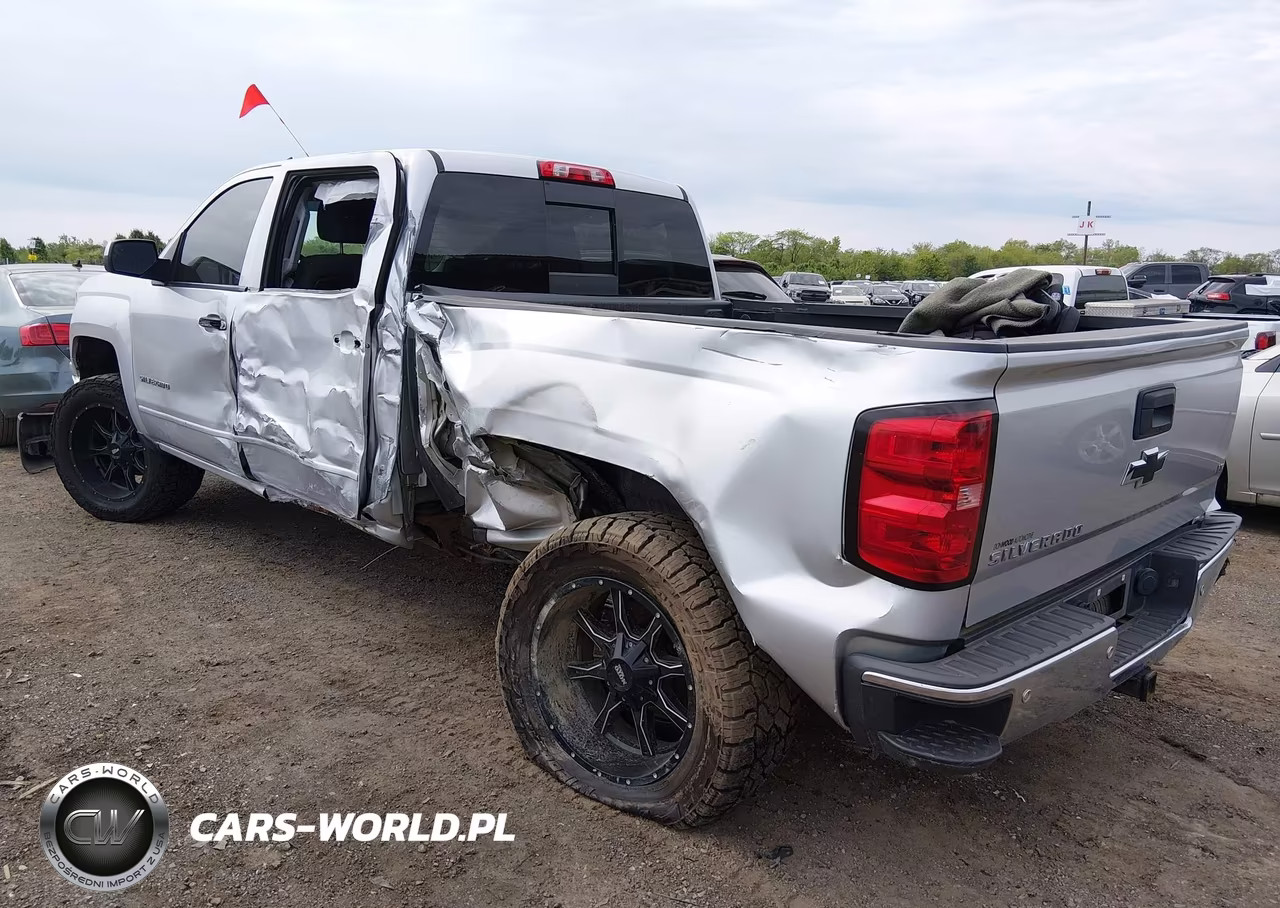 2015 Chevrolet Silverado 1500 1Lt VIN:1GCUKREC5FF205127 - 3