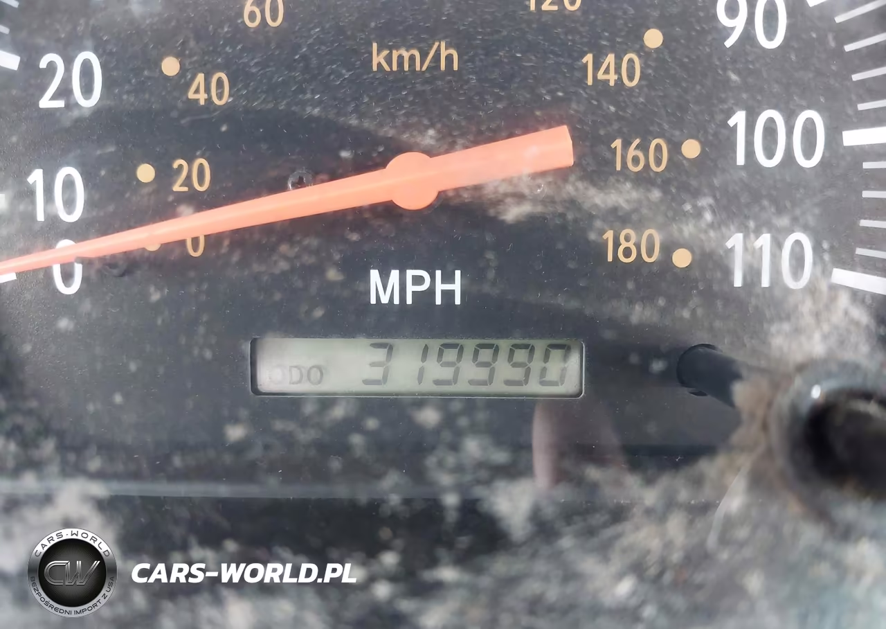 2001 Toyota Tundra VIN:5TBJN32181S190358 - 7