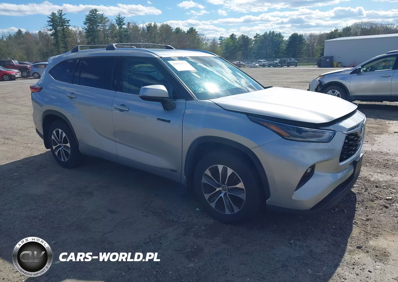 2021 Toyota Highlander Hybrid Xle