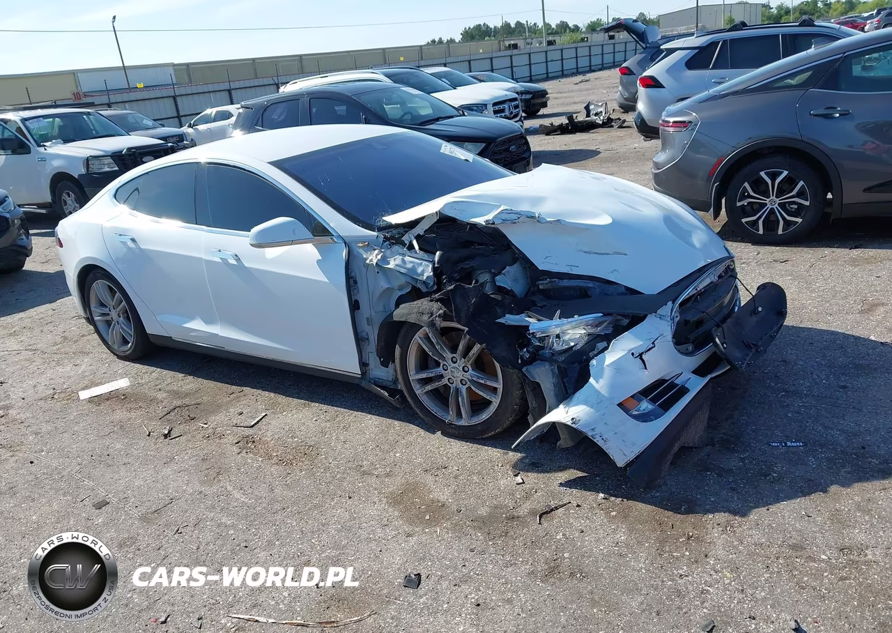 2014 Tesla Model S P85