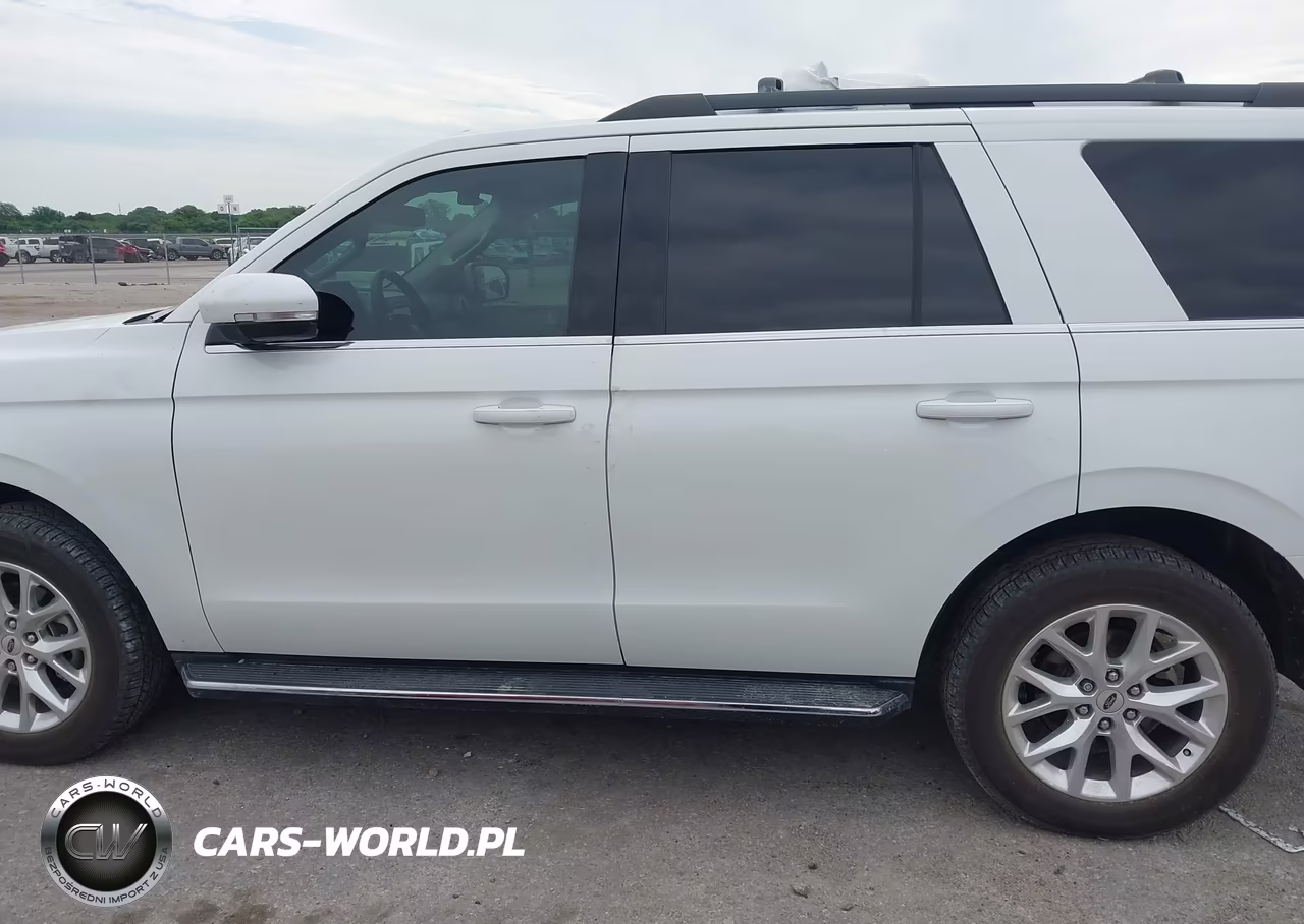 2020 Ford Expedition Xlt VIN:1FMJU1HT2LEA73032 - 14