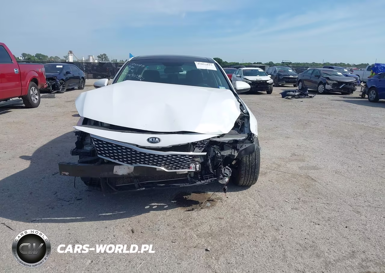 2018 Kia Optima S VIN:5XXGT4L39JG243552 - 6