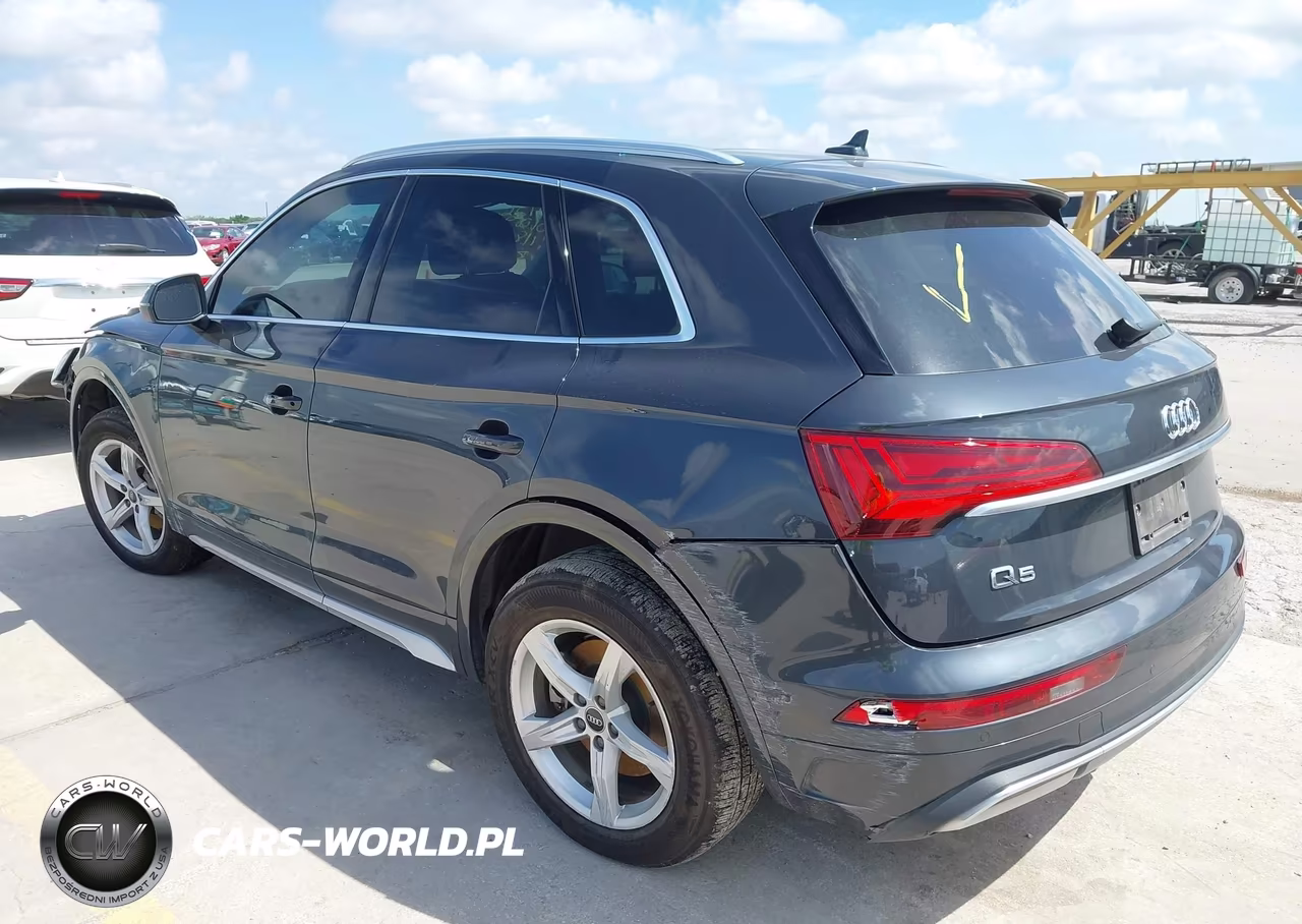2021 Audi Q5 Premium 45 Tfsi Quattro S Tronic VIN:WA1AAAFY8M2118208 - 3