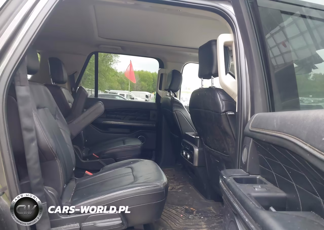 2018 Ford Expedition Max Platinum VIN:1FMJK1MT6JEA33416 - 8