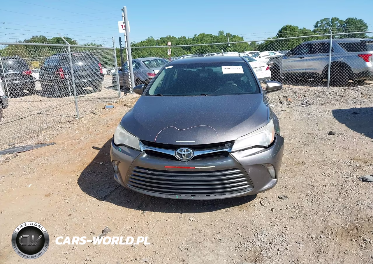 2017 Toyota Camry Le VIN:4T1BF1FK4HU386363 - 12