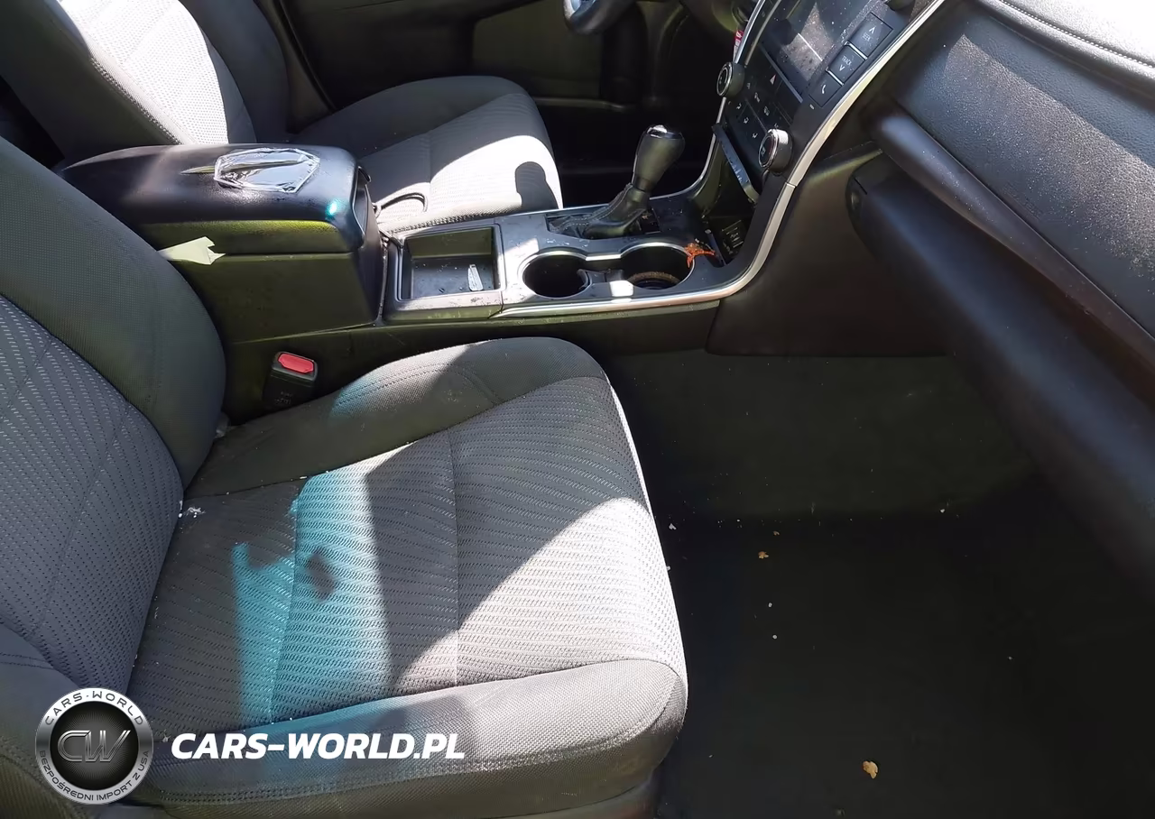 2017 Toyota Camry Le VIN:4T1BF1FK4HU386363 - 5
