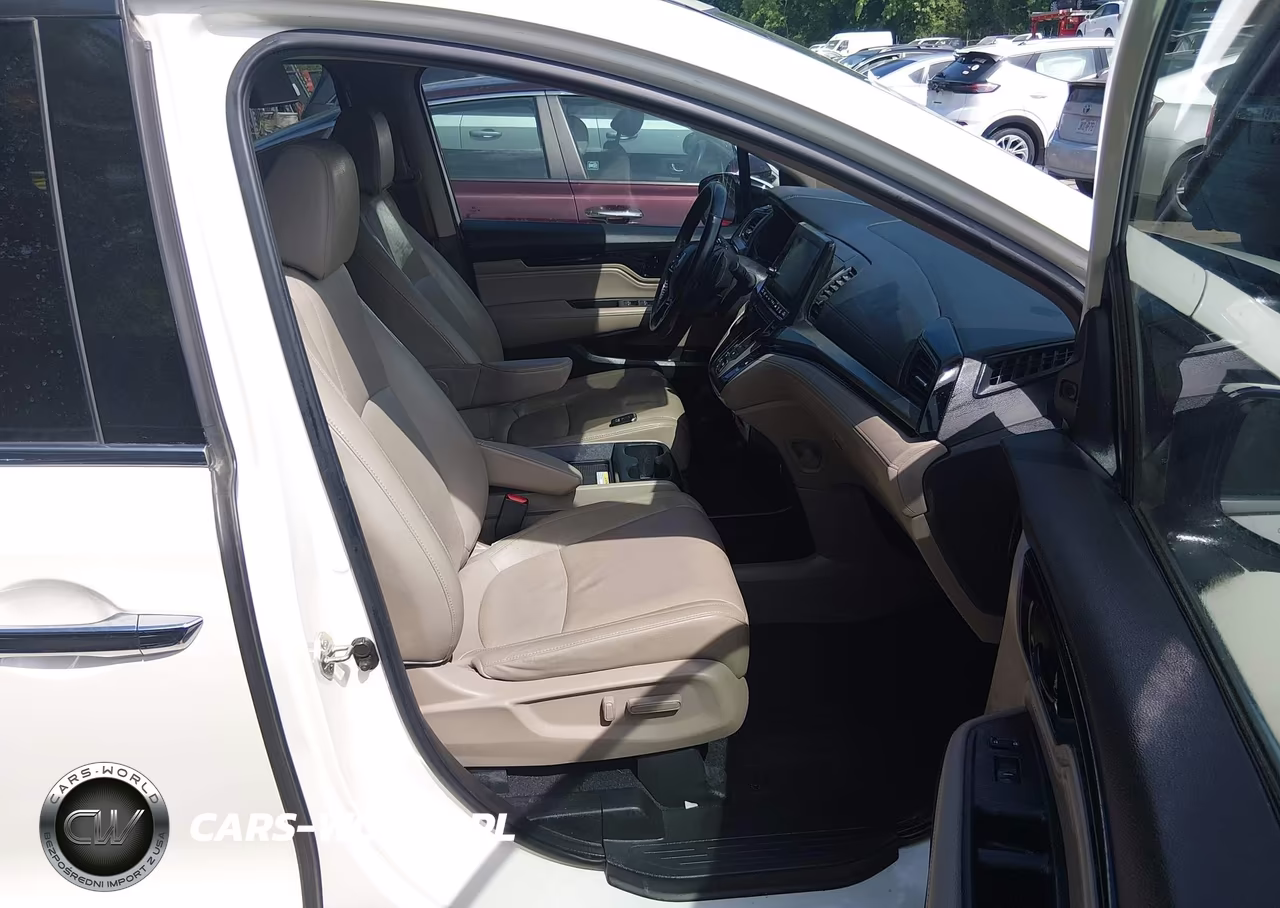 2019 Honda Odyssey Elite VIN:5FNRL6H94KB073686 - 5