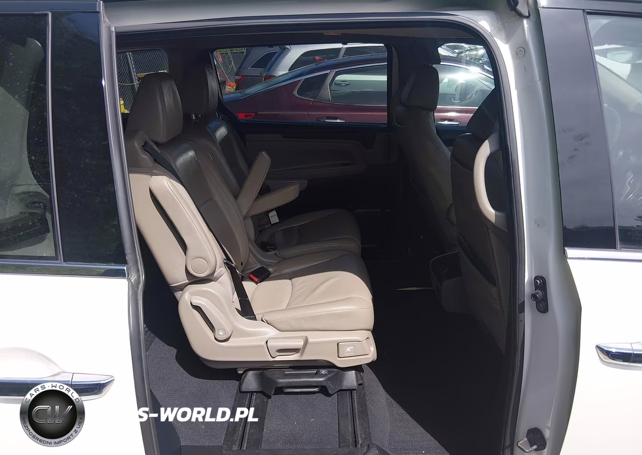 2019 Honda Odyssey Elite VIN:5FNRL6H94KB073686 - 8