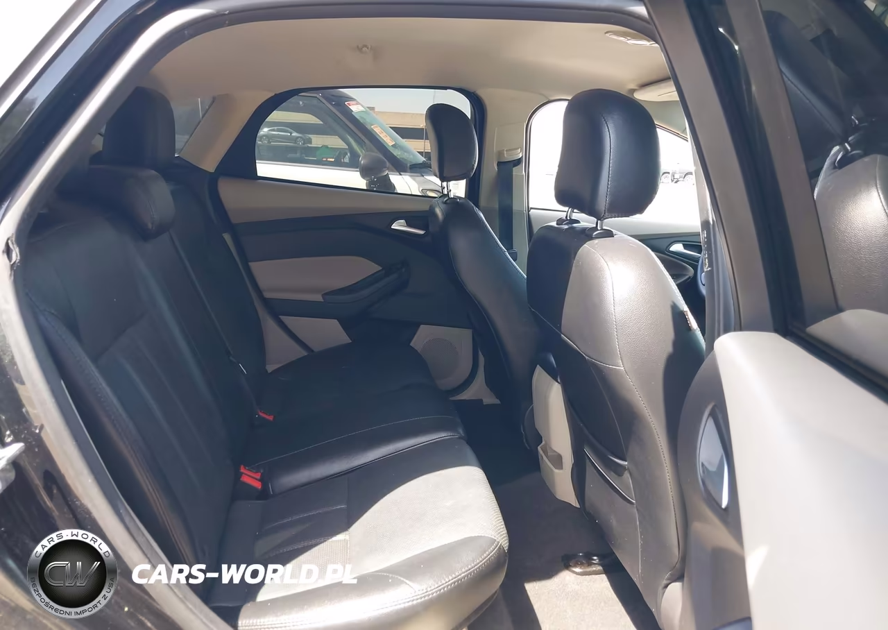 2015 Ford Focus Se VIN:1FADP3K29FL349345 - 8