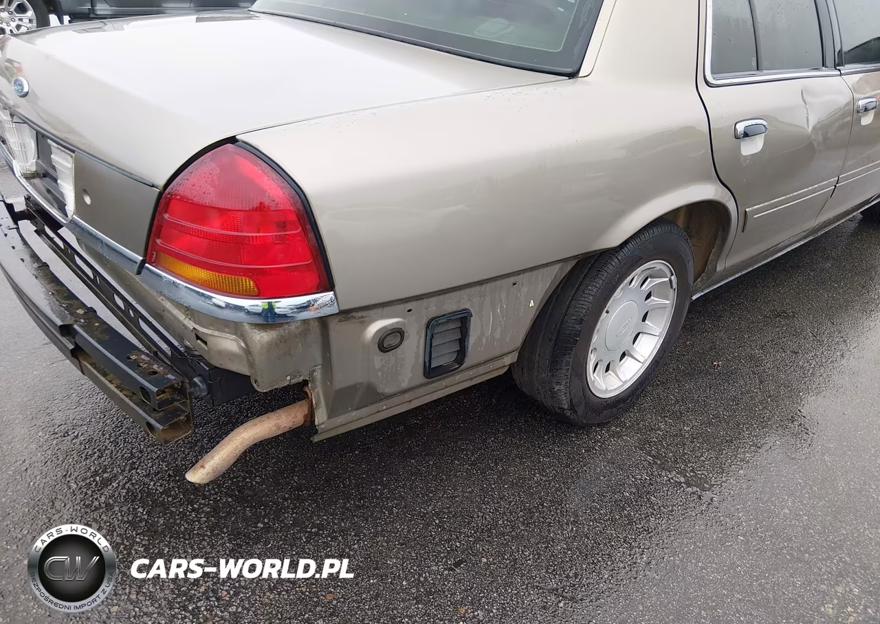 2001 Ford Crown Victoria Lx VIN:2FAFP74WX1X103139 - 18