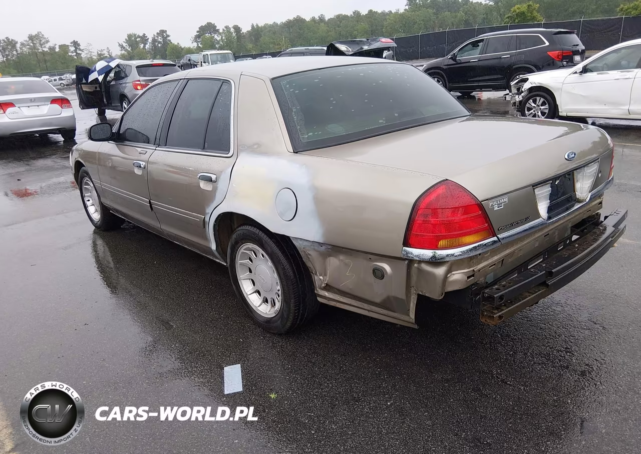 2001 Ford Crown Victoria Lx VIN:2FAFP74WX1X103139 - 3