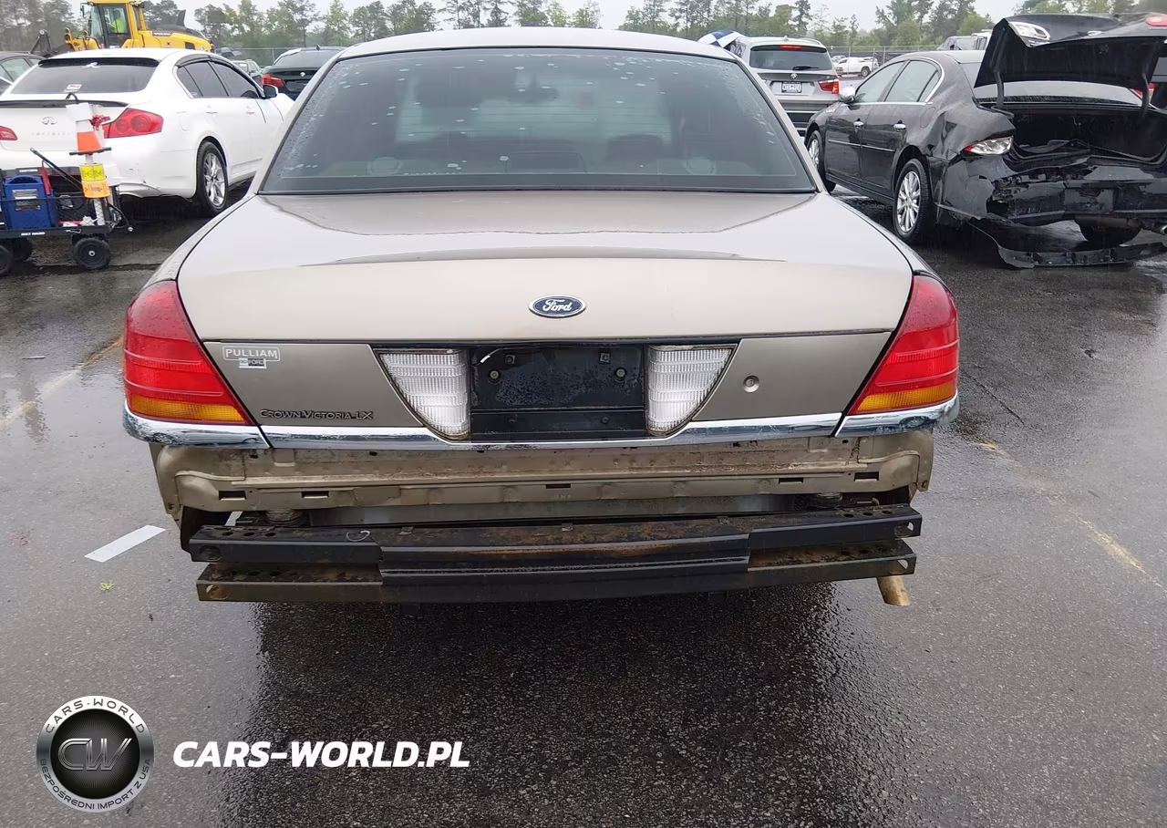 2001 Ford Crown Victoria Lx VIN:2FAFP74WX1X103139 - 6