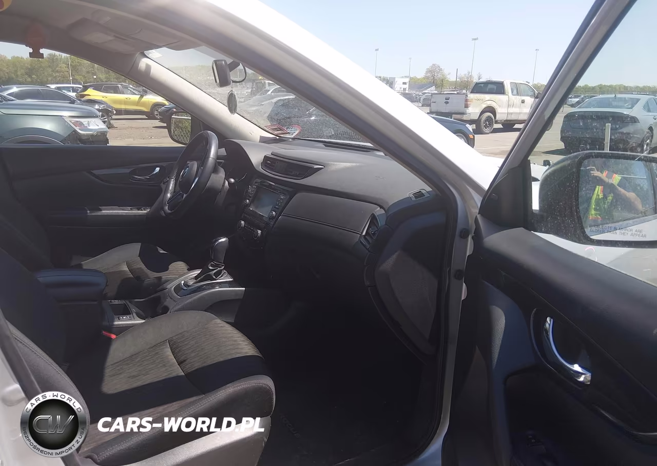 2017 Nissan Rogue Sv VIN:5N1AT2MV3HC890853 - 5