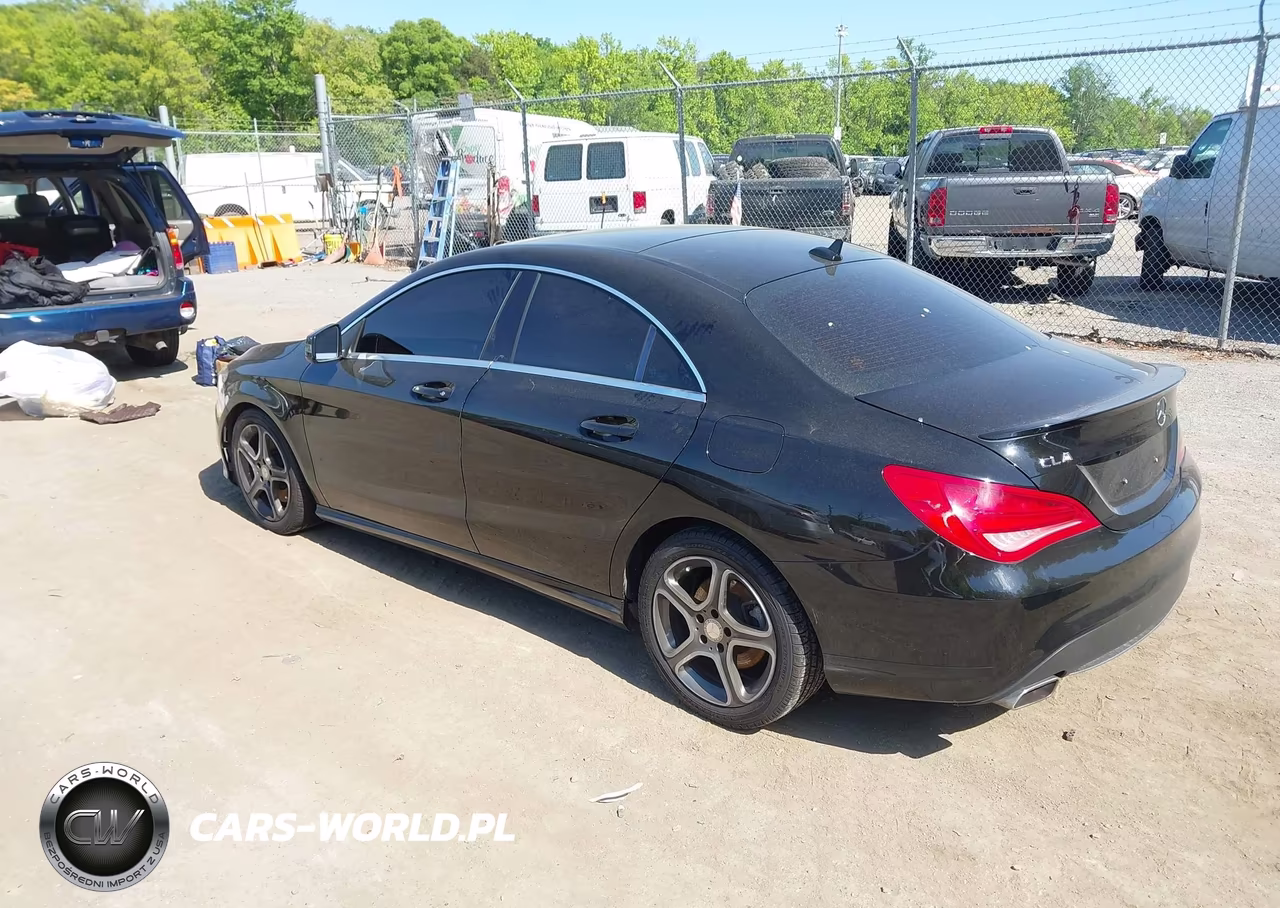 2014 Mercedes-Benz Cla 250 VIN:WDDSJ4EB6EN153196 - 3