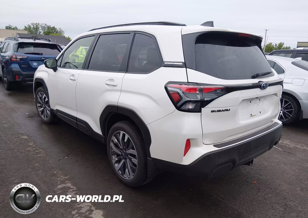 2025 Subaru Forester Touring VIN:JF2SLDTC1SH449786 - 3