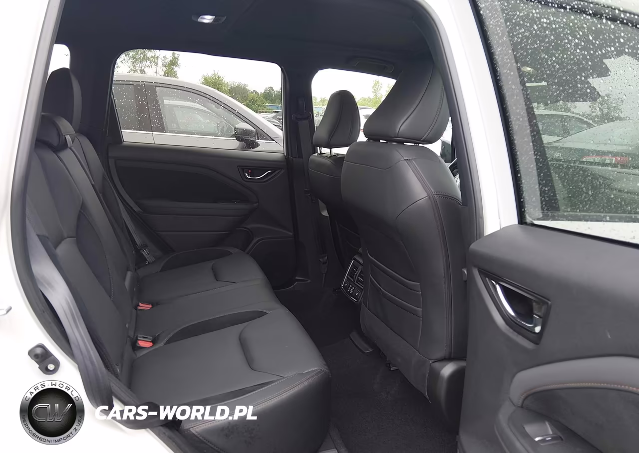 2025 Subaru Forester Touring VIN:JF2SLDTC1SH449786 - 8
