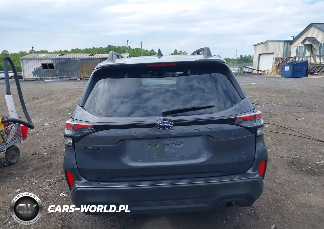 2025 Subaru Forester Premium VIN:JF2SLDDC8SH613369 - 17