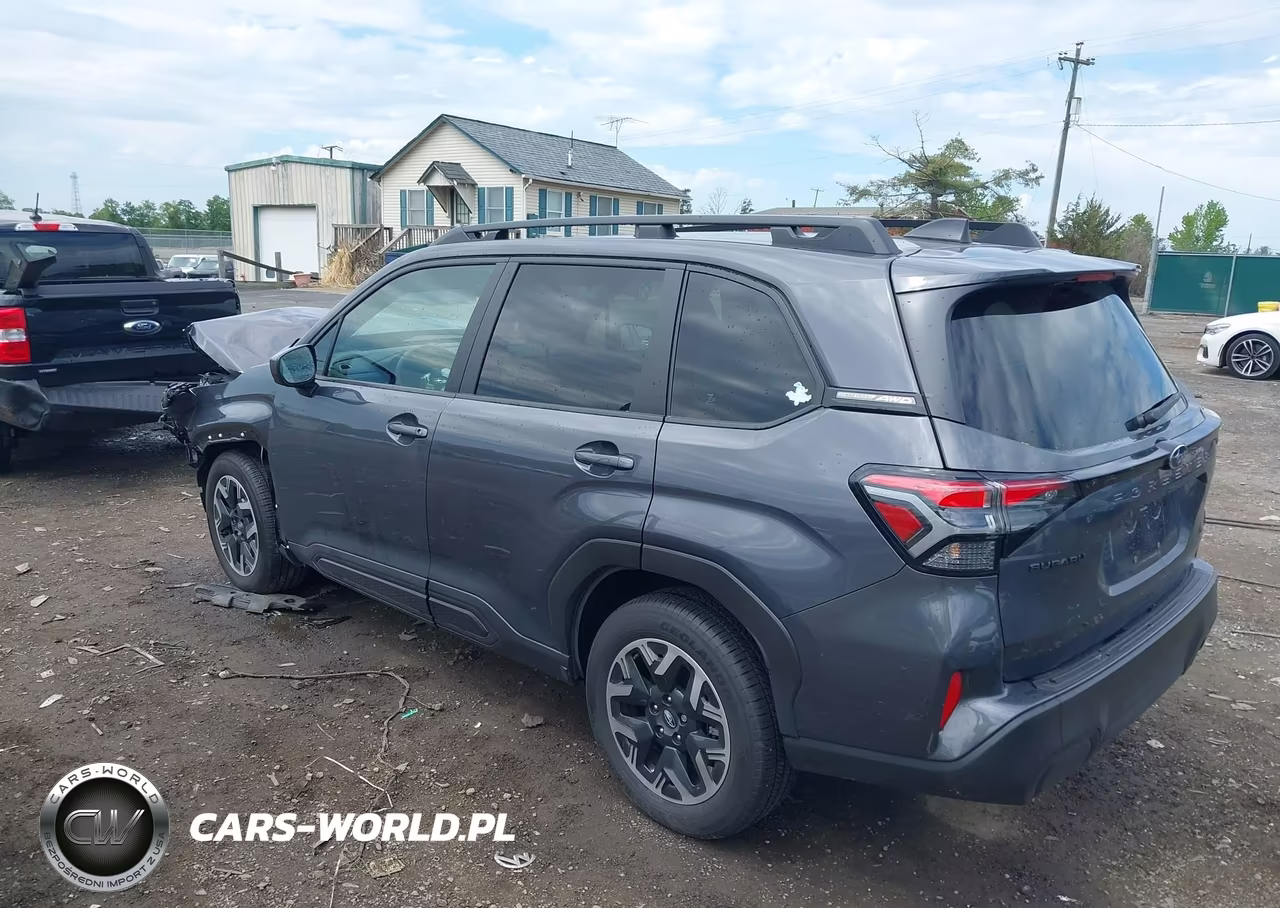 2025 Subaru Forester Premium VIN:JF2SLDDC8SH613369 - 3
