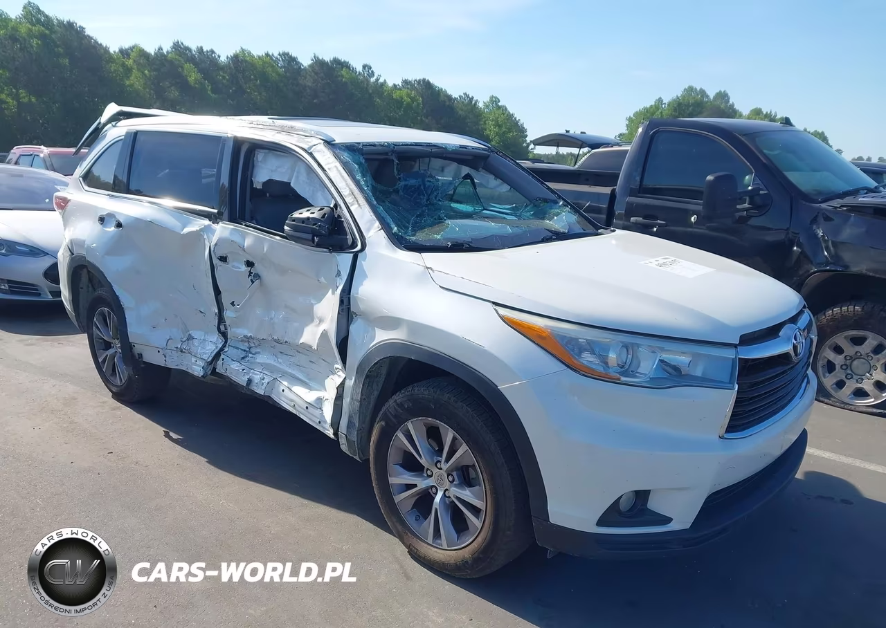 2015 Toyota Highlander Xle V6 – zdjęcie 1 z 16