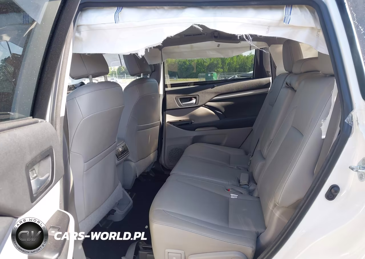 2015 Toyota Highlander Xle V6 VIN:5TDKKRFH8FS051434 - 8
