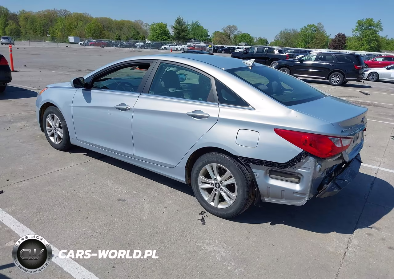 2012 Hyundai Sonata Gls VIN:5NPEB4AC1CH468293 - 3