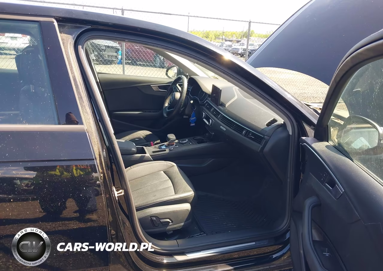 2017 Audi A4 2.0T Premium VIN:WAUANAF45HN046537 - 5