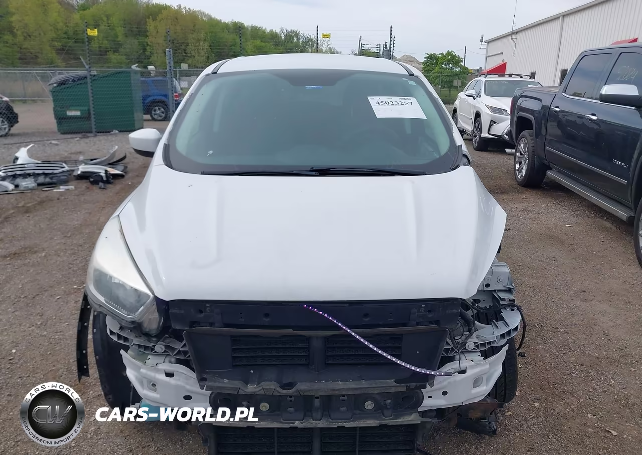 2017 Ford Escape Se VIN:1FMCU9GDXHUD44322 - 13
