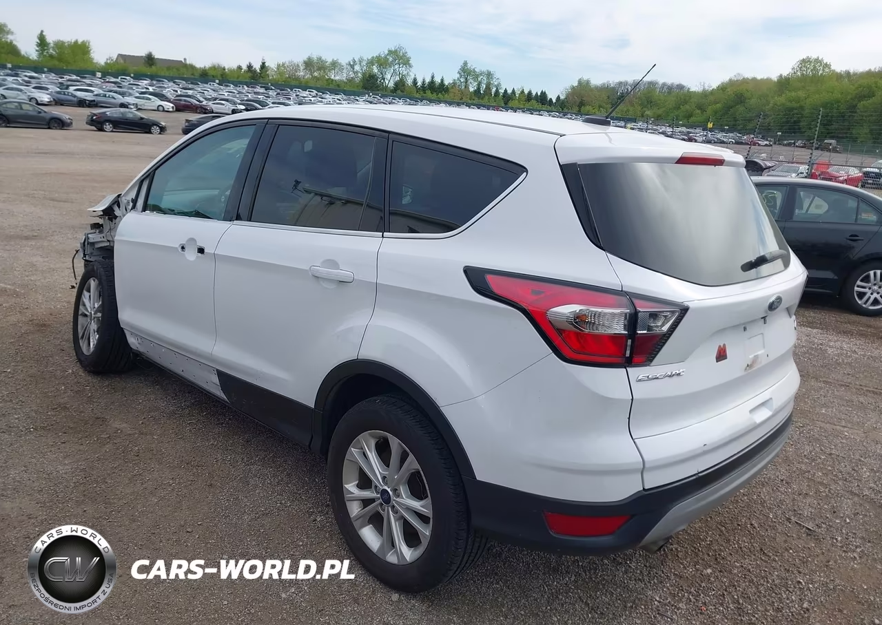 2017 Ford Escape Se VIN:1FMCU9GDXHUD44322 - 3