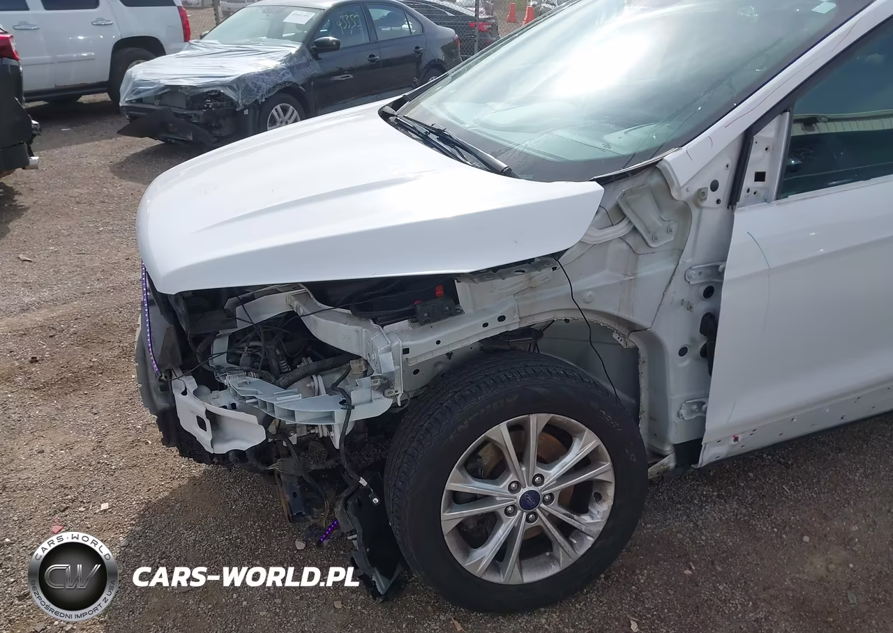 2017 Ford Escape Se VIN:1FMCU9GDXHUD44322 - 6