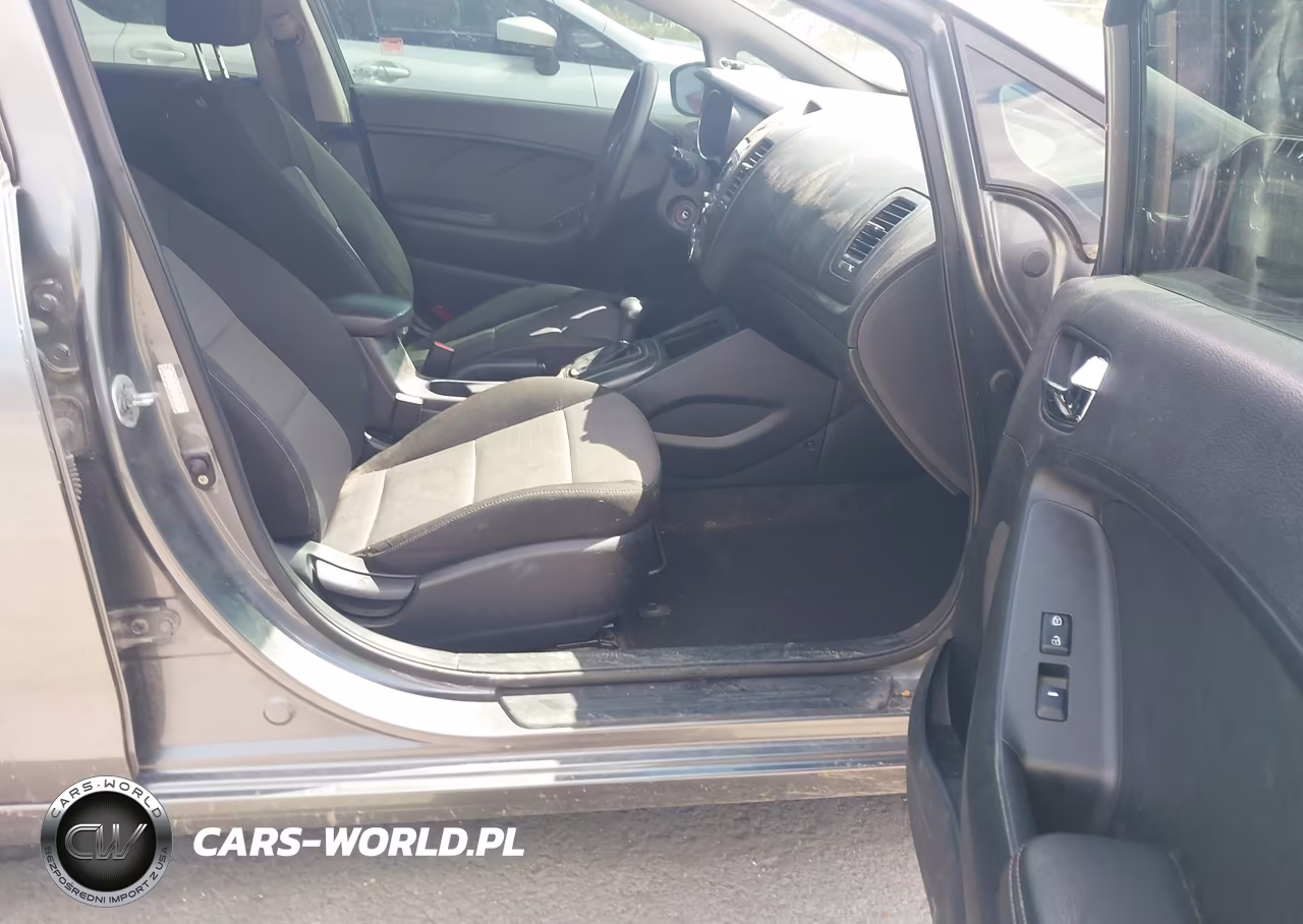 2016 Kia Forte Lx VIN:KNAFK5A85G5650622 - 5