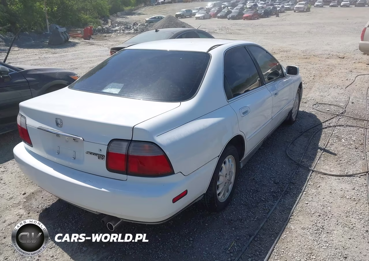 1996 Honda Accord Ex VIN:1HGCD5667TA046435 - 4